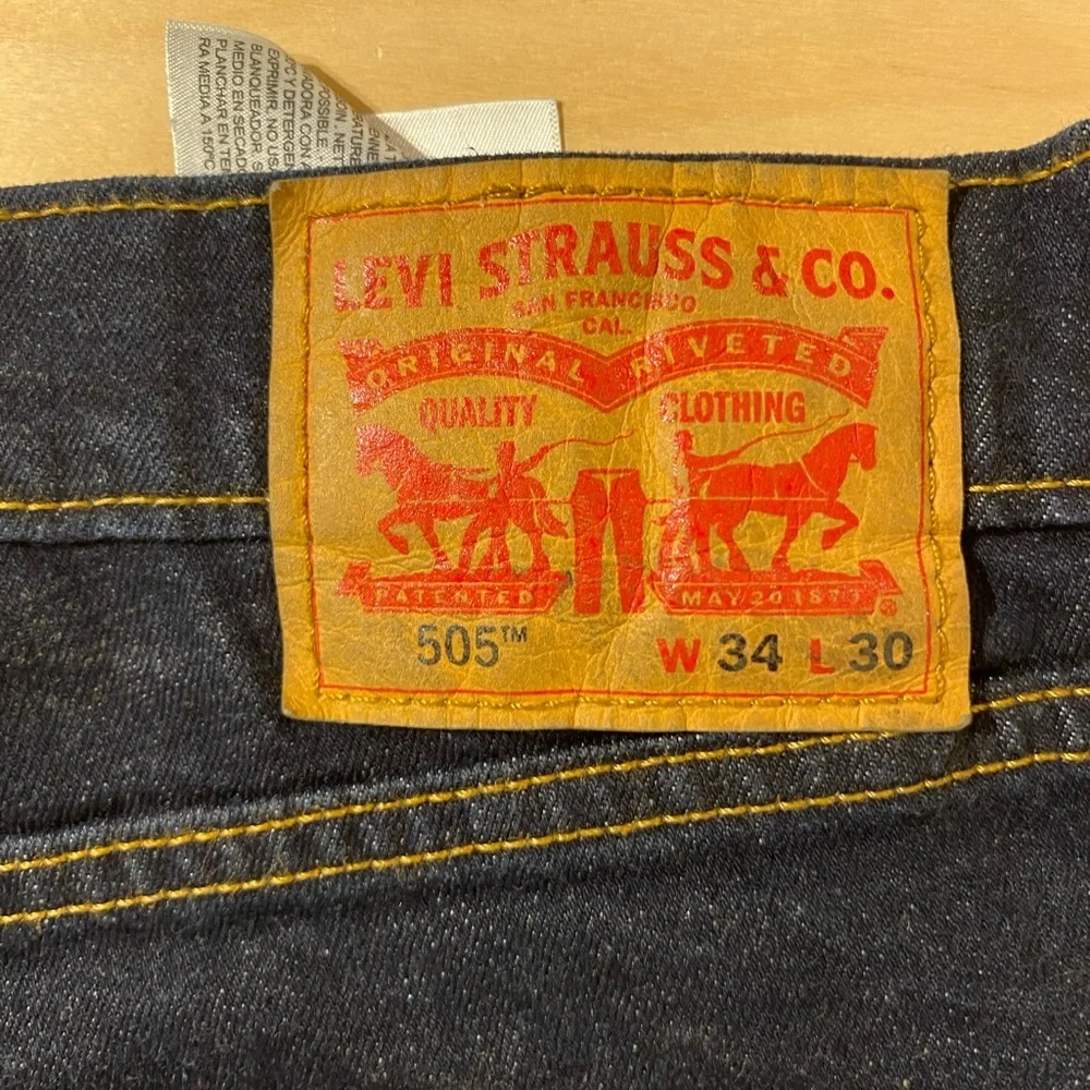 505 Levi Strauss Classic Blue Men's Jeans 34x30 (QK)